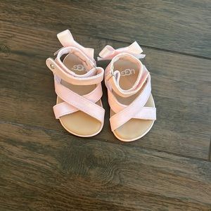 Infant/baby Ugg Sandals light pink perfect condition.